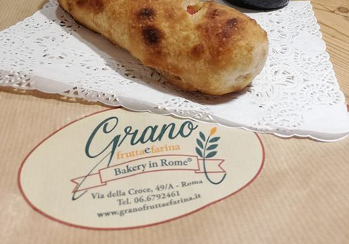 Grano Frutta e Farina (Bakery in Via della Croce)